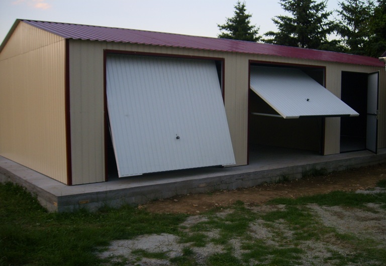 A szendvicspaneles épületek szakértője