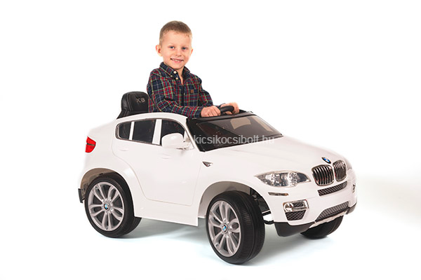 Önfeledt szórakozás gyermekének egy elektromos gyerek autó képében!