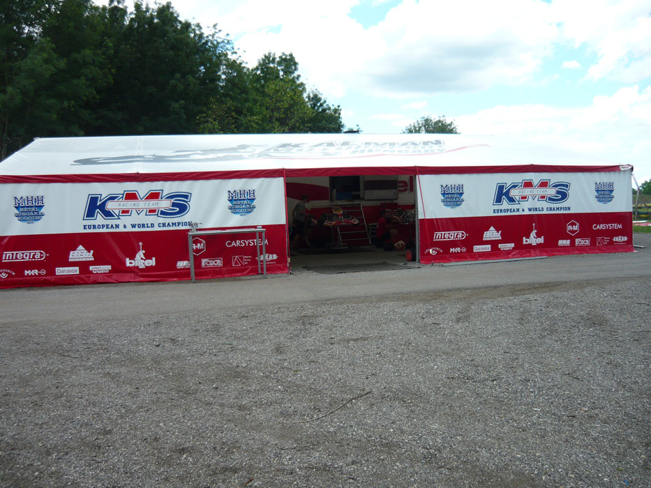 Szakszerű reklámponyva gyártást igényelhet kiváló áron