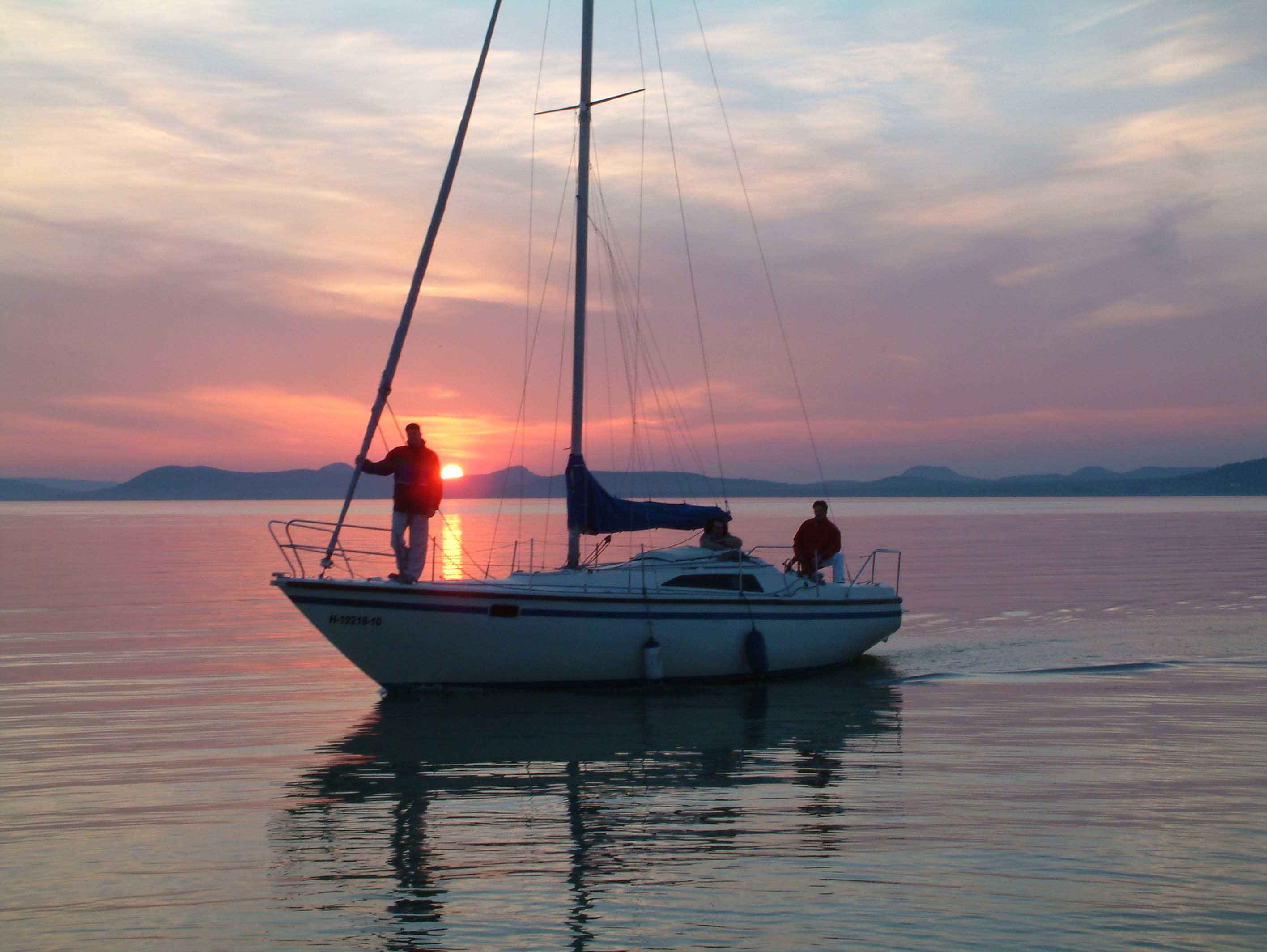 Hajóoktatás és bérlés, magas színvonalban