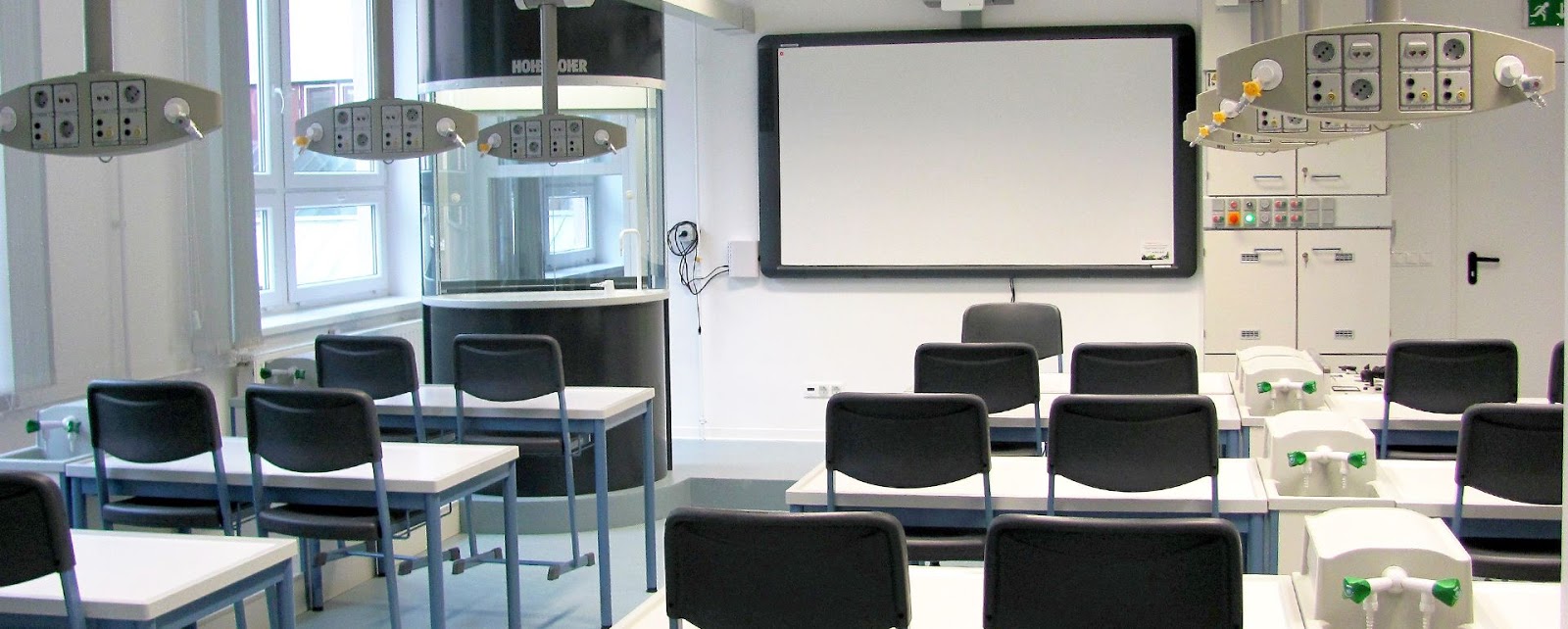 A régi iskolabútorok hátrányai