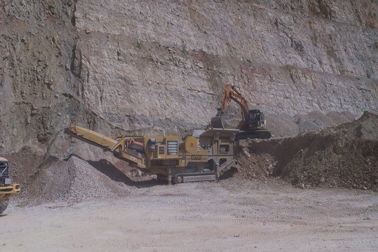 Segítünk a biztonságos bányamunkában!