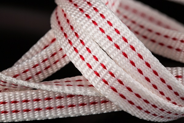 Redőnygurtni cserével kapcsolatban keressen minket!