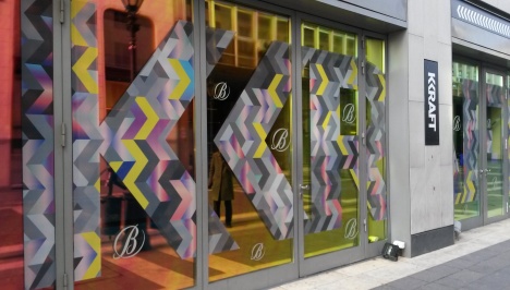 Reklámok boltba és táblára